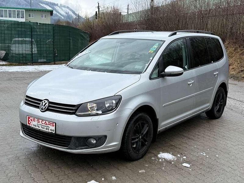 Gebraucht VW Touran Comfortline 105 PS (77 kW) 2012 Grau Van / Kleinbus