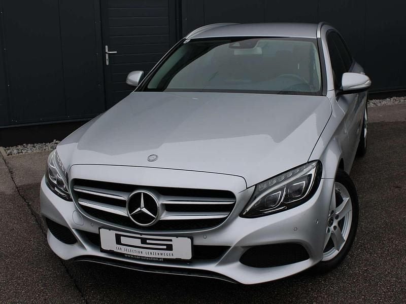 Gebraucht Mercedes C180 Avantgarde 116 PS (85 kW) 2015 Silber Kombi