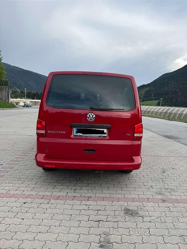 Gebraucht VW Multivan Startline 140 PS (102 kW) 2012 Van