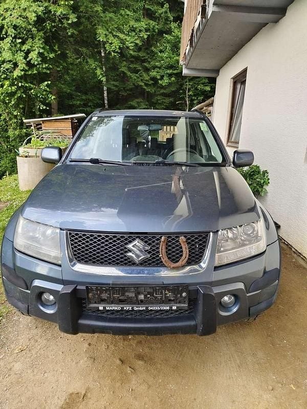 Gebraucht 2008 Suzuki Grand Vitara SUV | € 4.050 - Bild 1/4