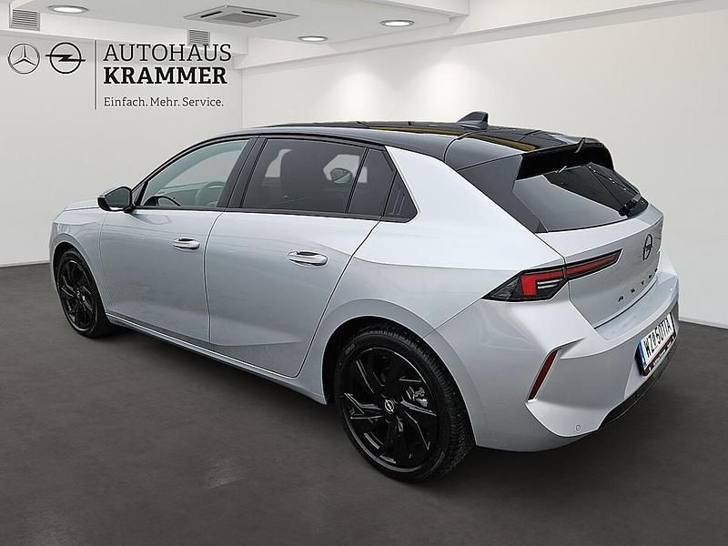 Neu Opel Astra 131 PS (96 kW) 2025 Silber Limousine