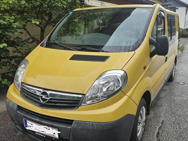 Gelb Gebraucht 2010 Opel Vivaro Van | € 9.500 (Guter Preis) - Bild 1/4