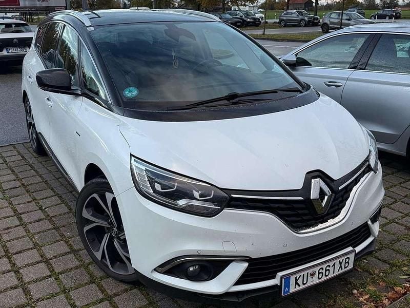 Weiß Gebraucht 2017 Renault Grand Scénic Bose Edition Van / Kleinbus | € 10.800 - Bild 1/4