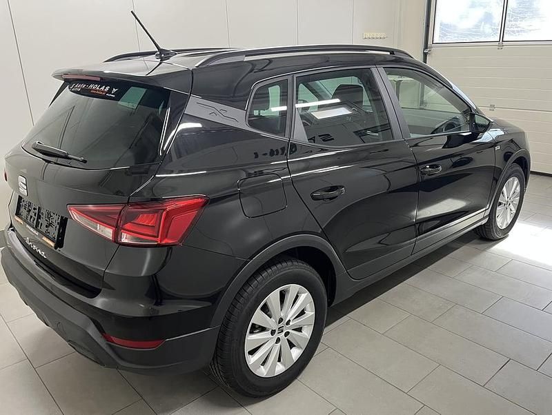 Neu Seat Arona Style 115 PS (84 kW) 2025 Schwarz  normal SUV