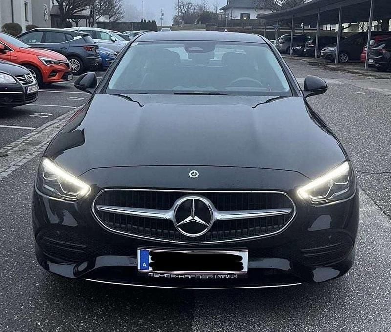 Gebraucht Mercedes C180 170 PS (125 kW) 2023 Schwarz Limousine