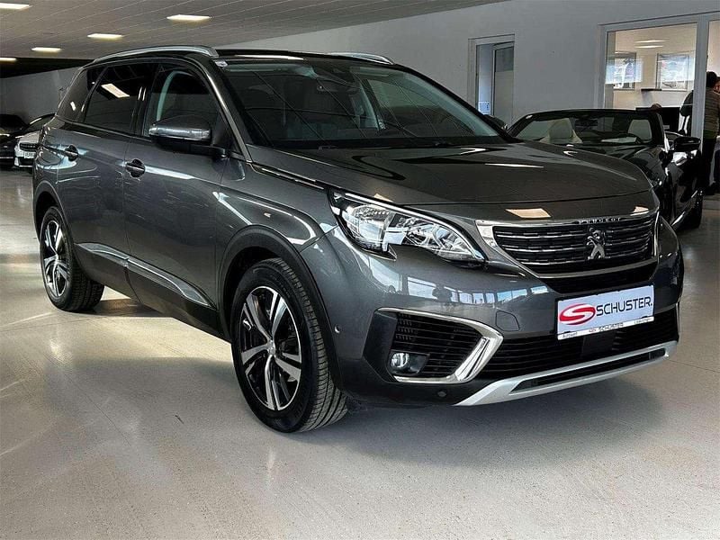 Gebraucht Peugeot 5008 Allure 131 PS (96 kW) 2019 Grau SUV