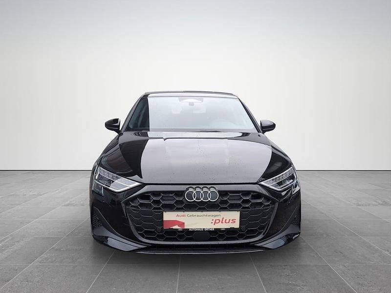 Neu Audi A3 116 PS (85 kW) 2026 Schwarz  normal