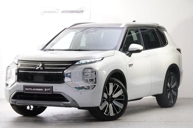 Neu 2025 Mitsubishi Outlander SUV | € 59.990 (Teuer) - Bild 1/4