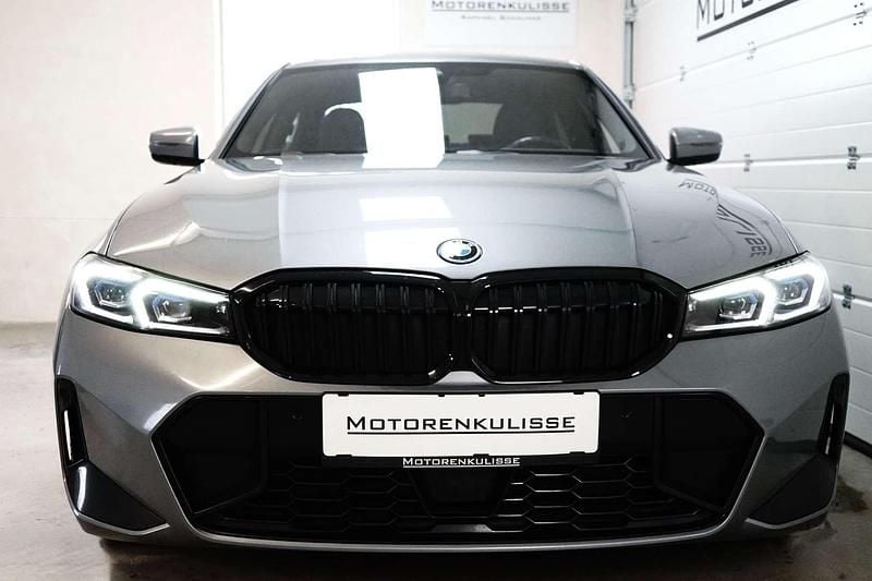 Gebraucht BMW 320e M Sport 204 PS (150 kW) 2023 Grau Limousine