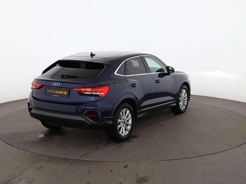 Gebraucht Audi Q3 Basis 150 PS (110 kW) 2020 Blau SUV