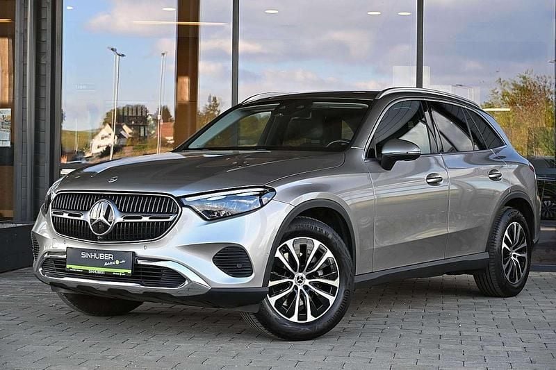 Silber Gebraucht 2023 Mercedes GLC220 Night SUV | € 49.490 (Superpreis) - Bild 1/4