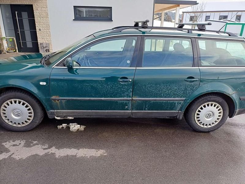 Gebraucht VW Passat 101 PS (74 kW) 2001 Kombi