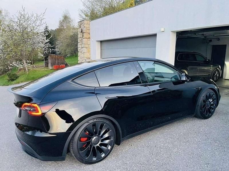 Gebraucht Tesla Model Y Performance 392 kW (534 PS) 2024 SUV