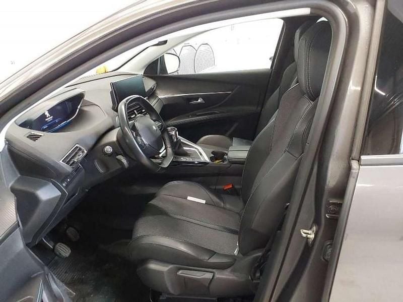 Gebraucht Peugeot 5008 Allure 131 PS (96 kW) 2021 Grau SUV