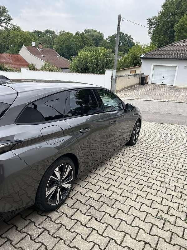 Gebraucht Peugeot 308 SW Allure 131 PS (96 kW) 2022 Kombi