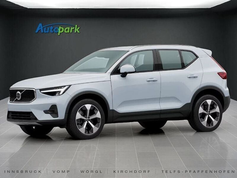 Gebraucht Volvo XC40 Core 129 PS (94 kW) 2024 Blau SUV