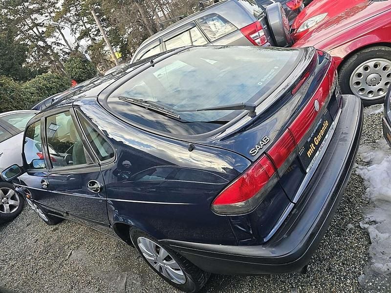 Gebraucht Saab 900 131 PS (96 kW) 1997 Blau Limousine