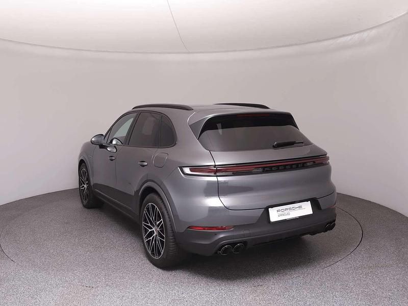 Gebraucht Porsche Cayenne 305 PS (224 kW) 2025 Mittelgrau  metallic SUV