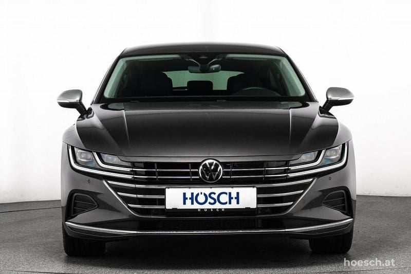 Gebraucht VW Arteon Elegance 218 PS (160 kW) 2025 Grau Kombi