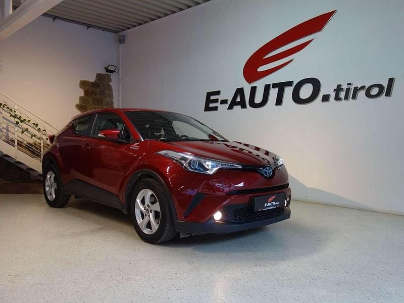 Rot Gebraucht 2016 Toyota C-HR SUV | € 16.800 (Etwas zu teuer) - Bild 1/4