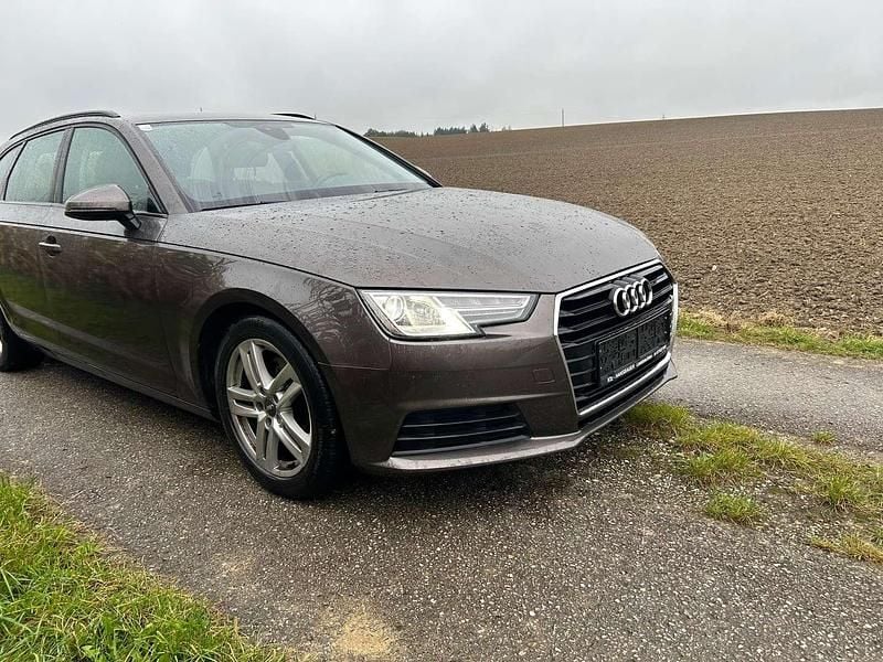 Gebraucht Audi A4 150 PS (110 kW) 2016 Braun Kombi