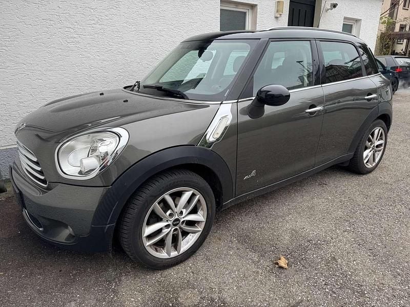 Grau Gebraucht 2013 Mini Cooper D Countryman SUV | € 10.500 - Bild 1/4