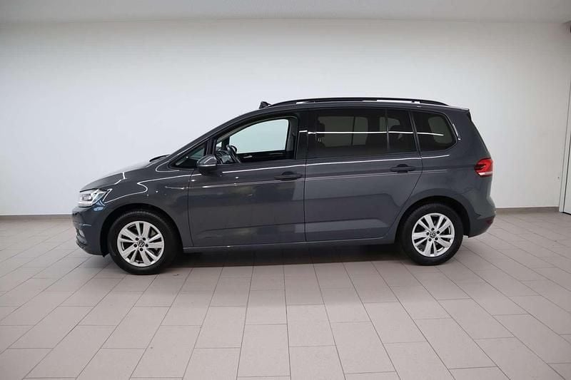 Gebraucht VW Touran Comfortline 150 PS (110 kW) 2022 Dunkelgrau  metallic Van / Kleinbus