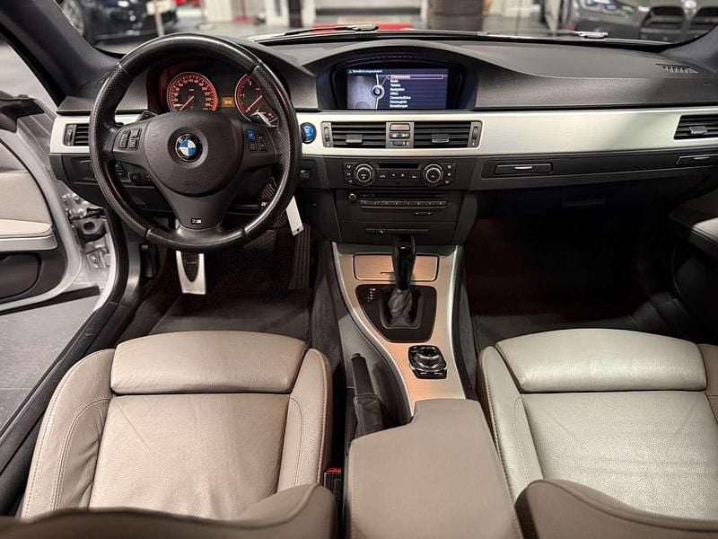 Gebraucht BMW 325 M Sport 204 PS (150 kW) 2012 Silber Coupé