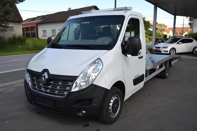 Verkauft Renault Master Abschleppwagen., gebraucht 2016, 11.000 km in