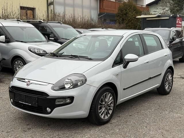Gebraucht Fiat Grande Punto 69 PS (50 kW) 2011 Silber Kleinwagen