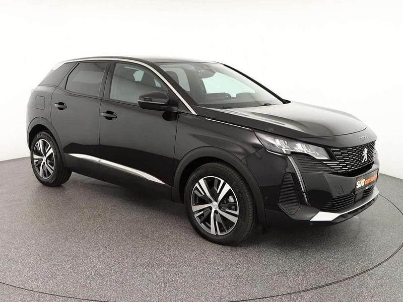 Gebraucht Peugeot 3008 Allure 131 PS (96 kW) 2022 Schwarz SUV