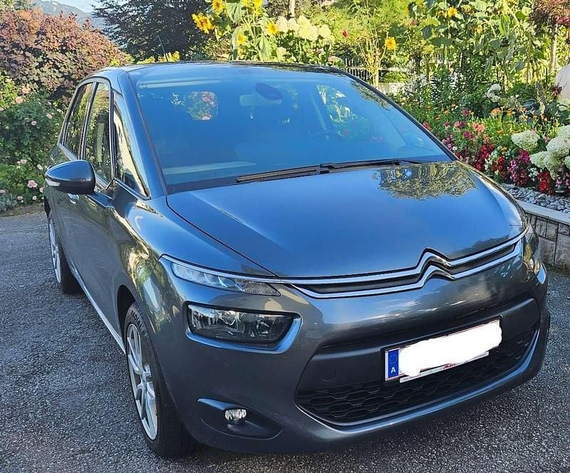 Grau Gebraucht 2016 Citroën C4 Picasso Van / Kleinbus | € 10.499 (Fairer Preis) - Bild 1/4