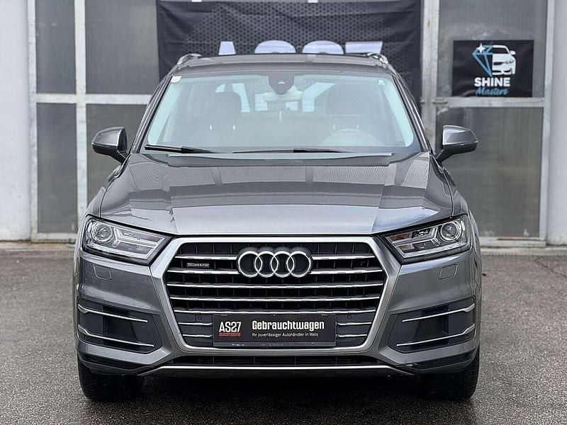 Gebraucht Audi Q7 Comfort 272 PS (200 kW) 2015 Grau SUV