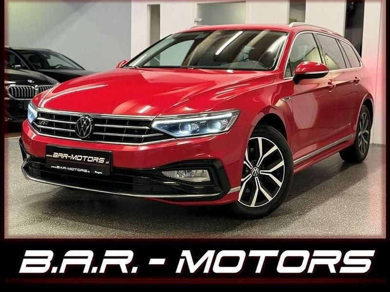 Gebraucht VW Passat R-line 200 PS (147 kW) 2022 Rot Kombi