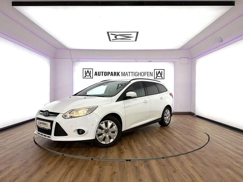 Weiß Gebraucht 2014 Ford Focus Trend Kombi | € 6.499 (Fairer Preis) - Bild 1/4