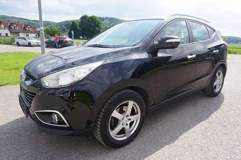 Gebraucht Hyundai ix35 Life 116 PS (85 kW) 2012 Schwarz SUV