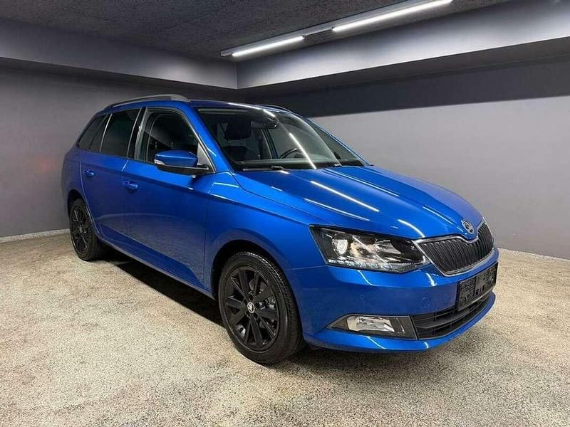 Gebraucht Skoda Fabia Style 90 PS (66 kW) 2017 Blau Kombi