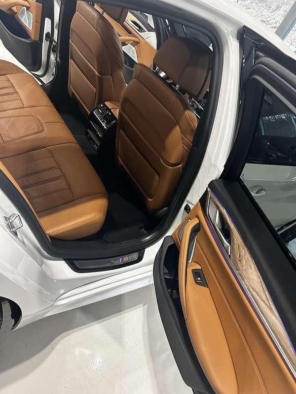 Gebraucht BMW 530e M Sport 258 PS (189 kW) 2019 Weiß Limousine