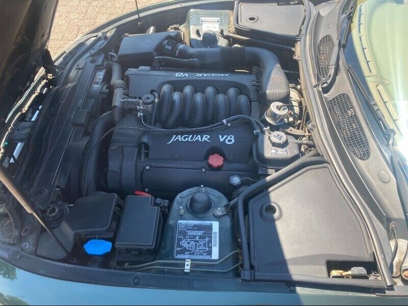 Gebraucht Jaguar XK 294 PS (216 kW) 1996 Dunkelgrün Cabrio