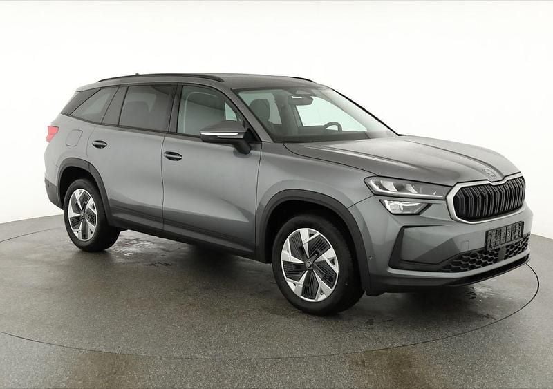Neu Skoda Kodiaq Selection 193 PS (141 kW) 2025 Grau SUV