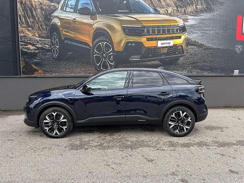 Neu Citroën C4 PureTech 131 PS (96 kW) 2025 Blau Limousine