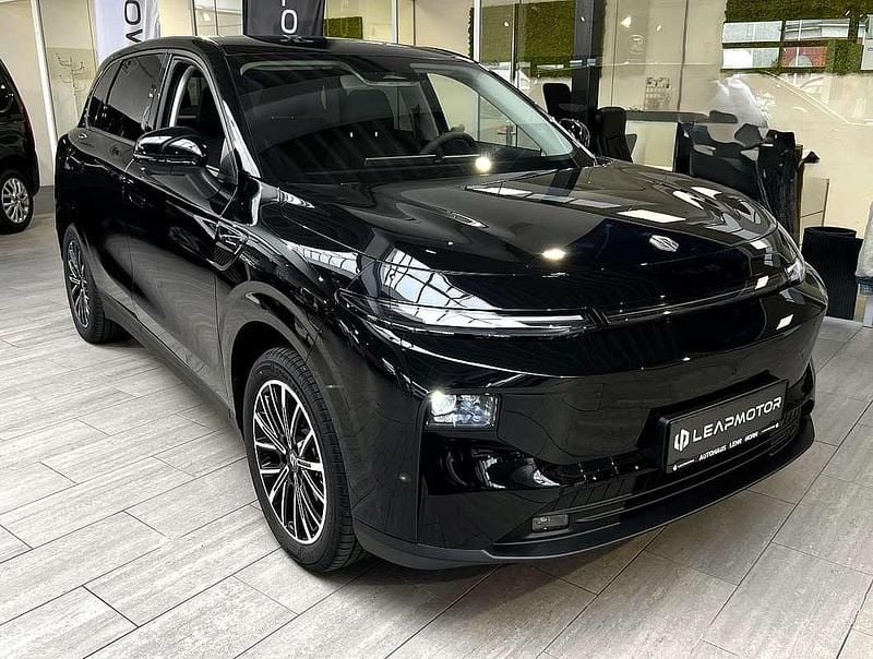 Gebraucht Leapmotor B10 160 kW (218 PS) 2025 Schwarz SUV