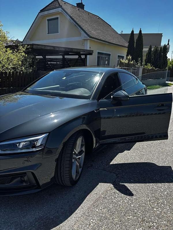 Gebraucht Audi A5 Sportback Sport 190 PS (139 kW) 2019 Kleinwagen