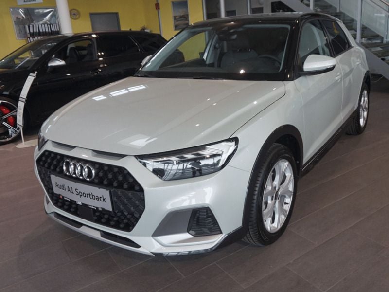 Neu Audi A1 115 PS (84 kW) 2025 Silber  metallic Kleinwagen