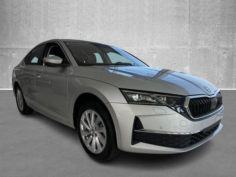 Gebraucht 2024 Skoda Octavia 1.5 Benzin 150 cars.hp (€ 39.177) 6844