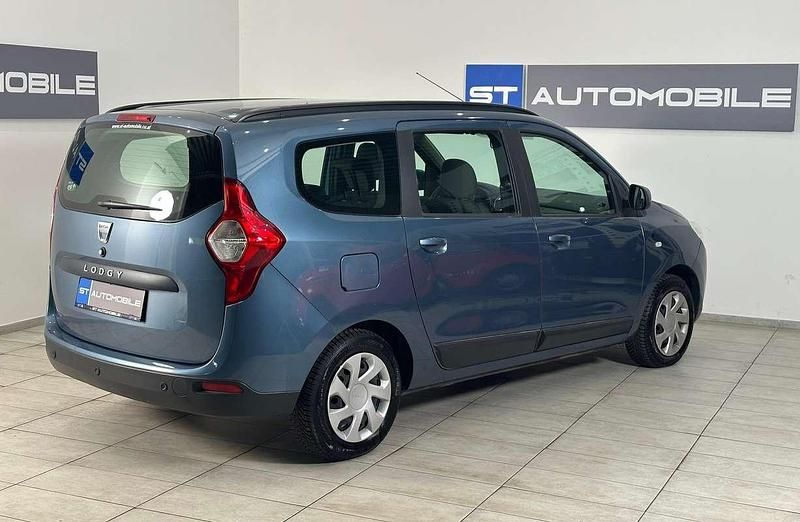 Gebraucht Dacia Lodgy Lauréate 116 PS (85 kW) 2014 Blau Van / Kleinbus