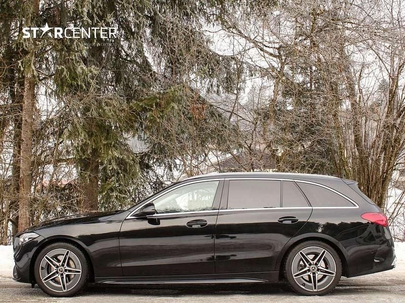 Gebraucht Mercedes C200 AMG line 163 PS (119 kW) 2022 Schwarz Kombi