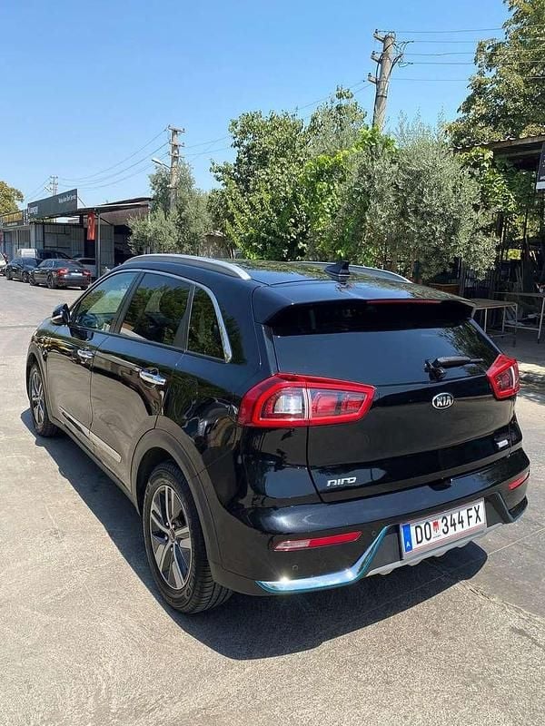Gebraucht Kia Niro Edition 7 192 PS (141 kW) 2017 SUV