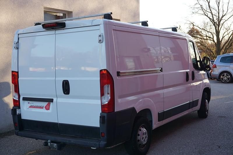 Gebraucht Citroën Jumper 140 PS (102 kW) 2020 Weiss  normal Van / Kleinbus