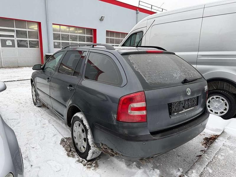 Gebraucht Skoda Octavia 105 PS (77 kW) 2006 Grau Kombi